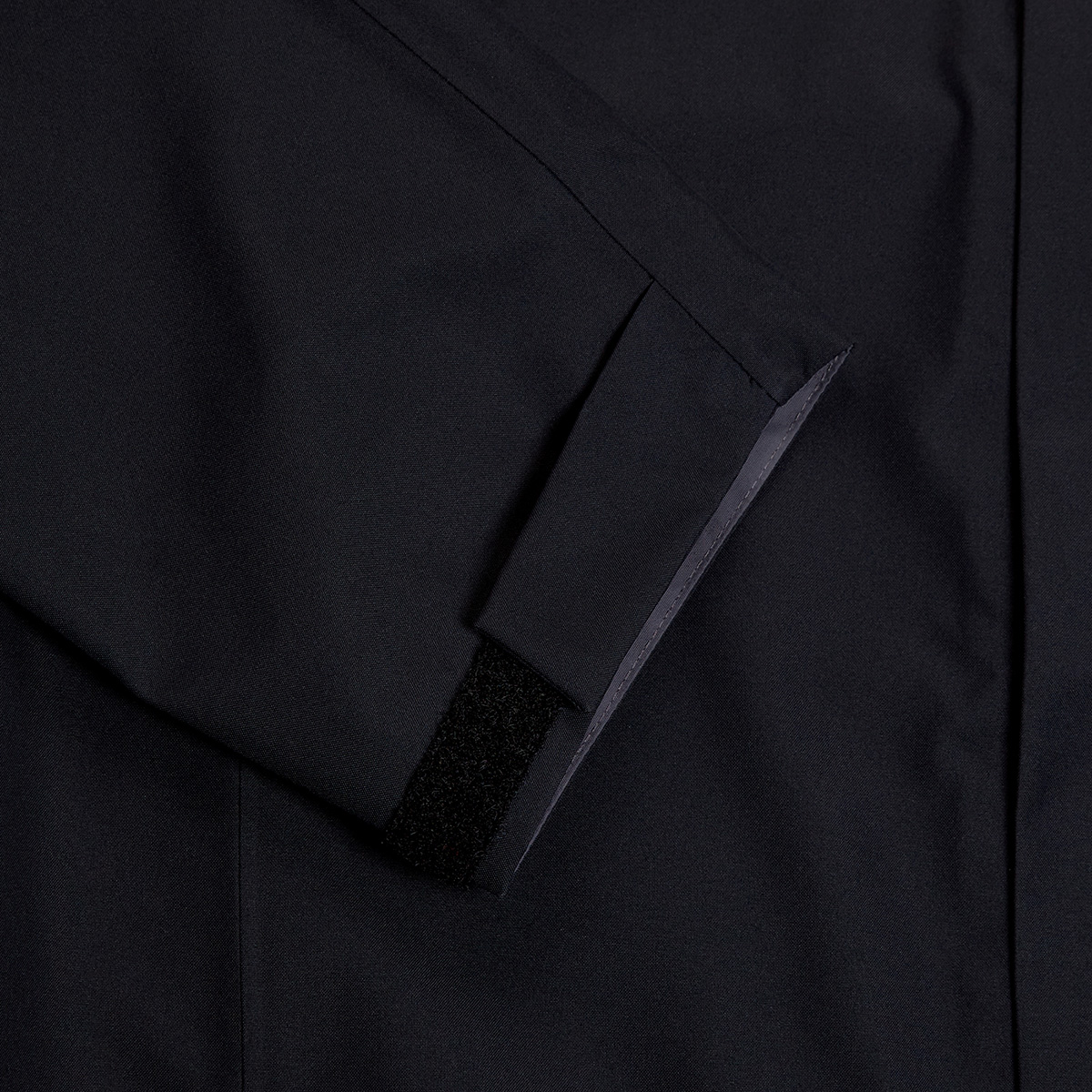 ccc-elite-storm-jacket-black-sleeve.jpg ccc-elite-storm-jacket-black-sleeve.jpg